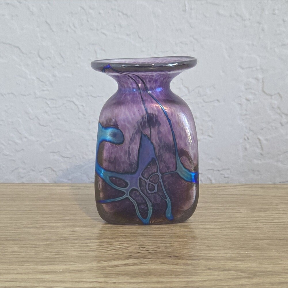 Robert HeId Iridescent Purple Art Glass Vase w/Metallic Blue Signed